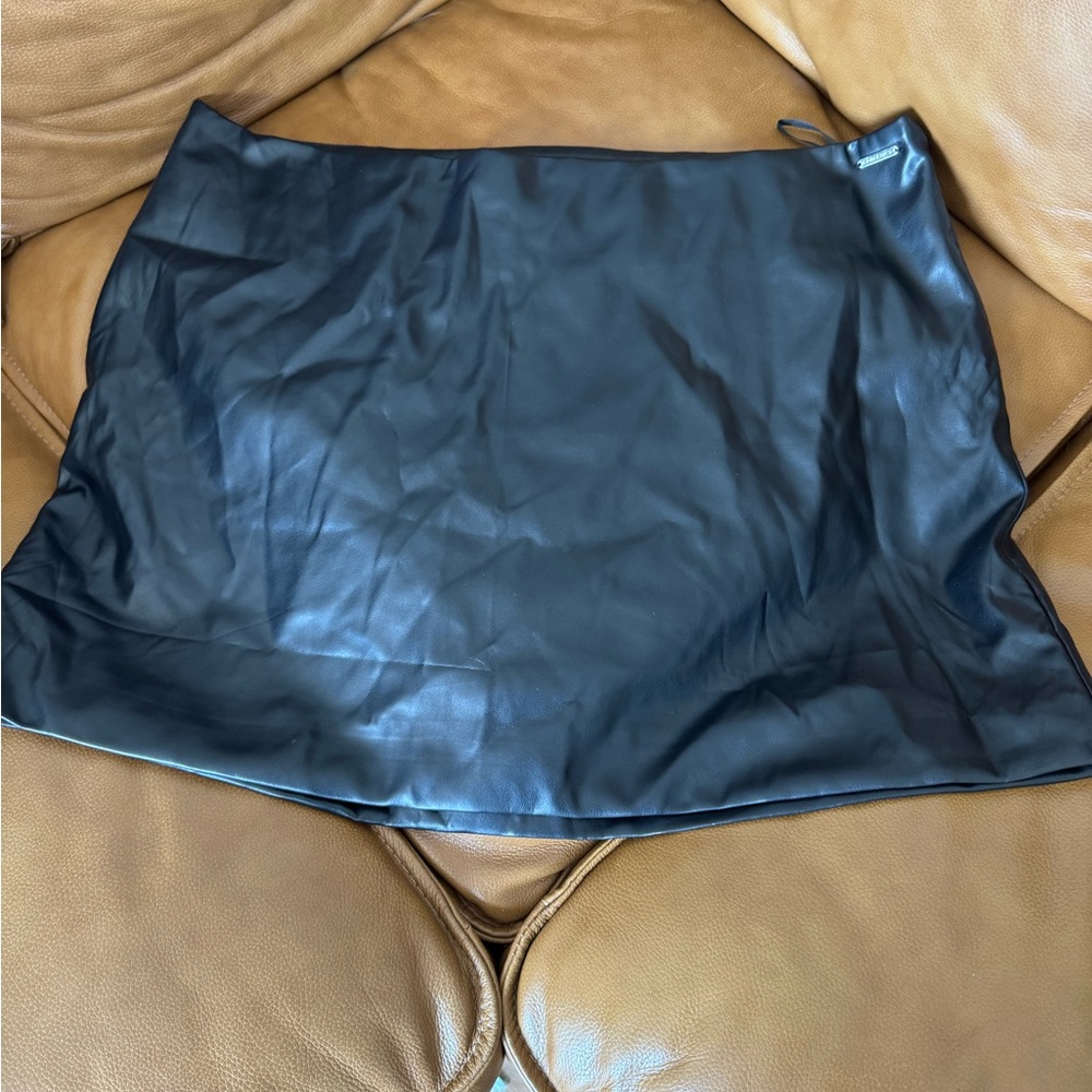 Fabletics Black pleather A-line Mini Skirt Casual
